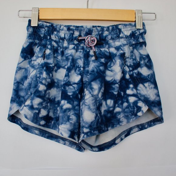 Athleta Other - Athleta girls' Play All Day blue patterned shorts sz 8-10